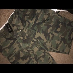 Fashion Nova army cargo pants size XL